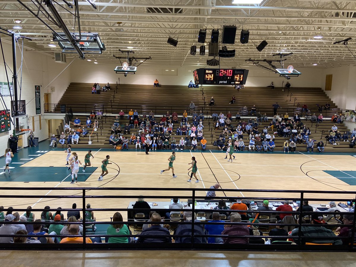 CoachKy_'s tweet photo. Hanging out at the Ladies Classic all day! Big Rich and I are watching some #FutureBuffs! Greeneville Parks and Rec/Andrew Johnson Bank always host an outstanding event.
@MilliganWBB @CoachAubrey #BeABuff #LadiesClassic https://t.co/SX5vNFVdTU