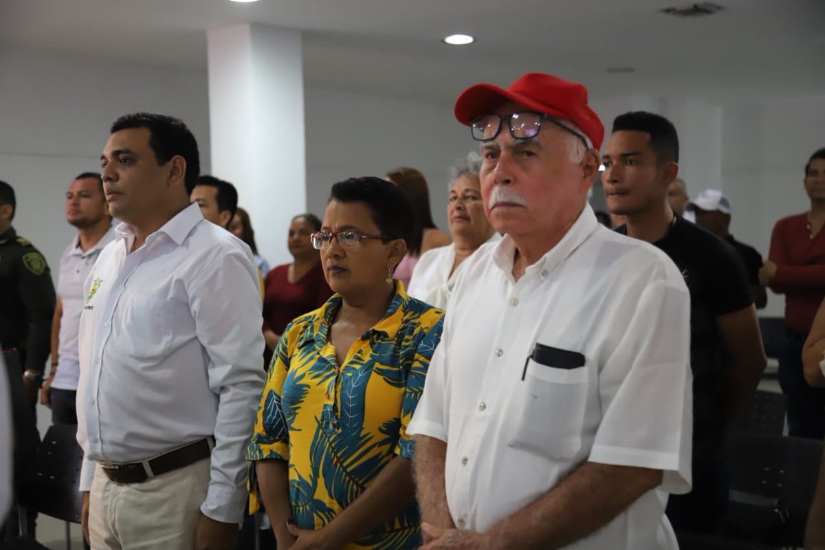 Le cumplimos a Cereté. Fueron más de 150 obras las que se presentaron hoy en la audiencia pública de rendición de cuentas de la alcaldía. Estamos muy felices de lo logrado en este periodo de 2 años y 10 meses al frente de la administración. ¡Dios bendiga a Cereté! <a href="/ElberChaguiS/">ElberChaguiSaker</a>