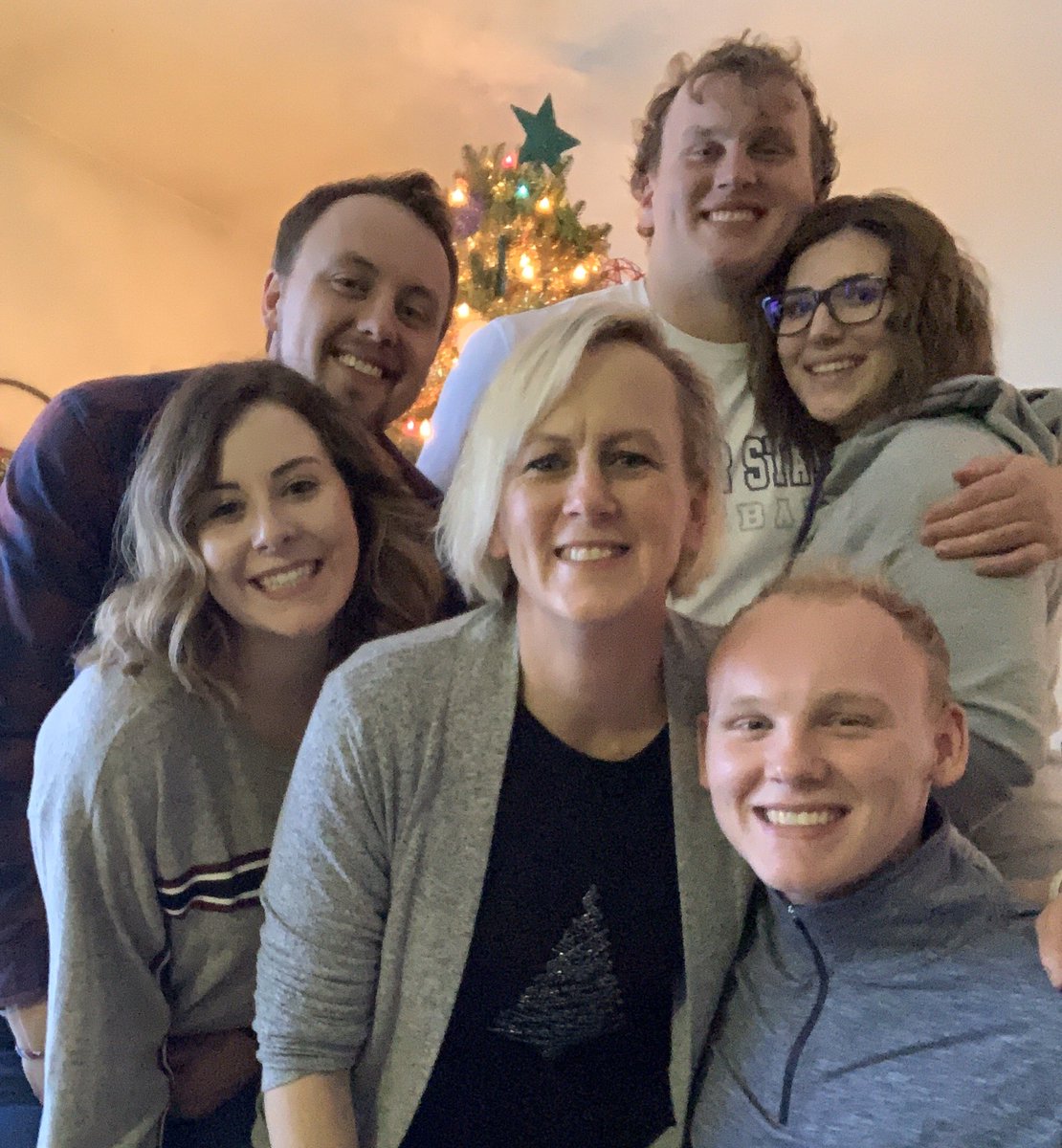 amy_amybos's tweet photo. Christmas 2019 🎄❤️ https://t.co/jYPY0QjTuj