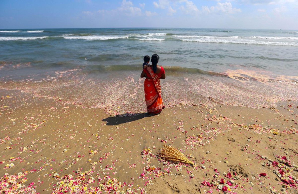 All India Radio News On Twitter Women Pay Tributes To The