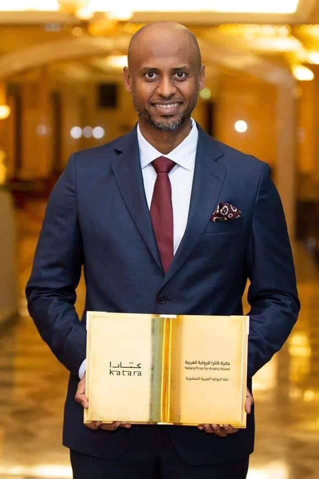 BakreiH's tweet photo. For me the Eritrean author @7aji  is the person of the year 2019 if you agree retweet or mention your Eritrean person of the year 

ارشح الروائي الارتري حجي جابر للقب شخصية العام على المستوى الارتري ، اذا كنت تتفق معاي اعمل ريتويت واذا كنت ترشح احد اخر شاركه معنا https://t.co/td5T65izfd