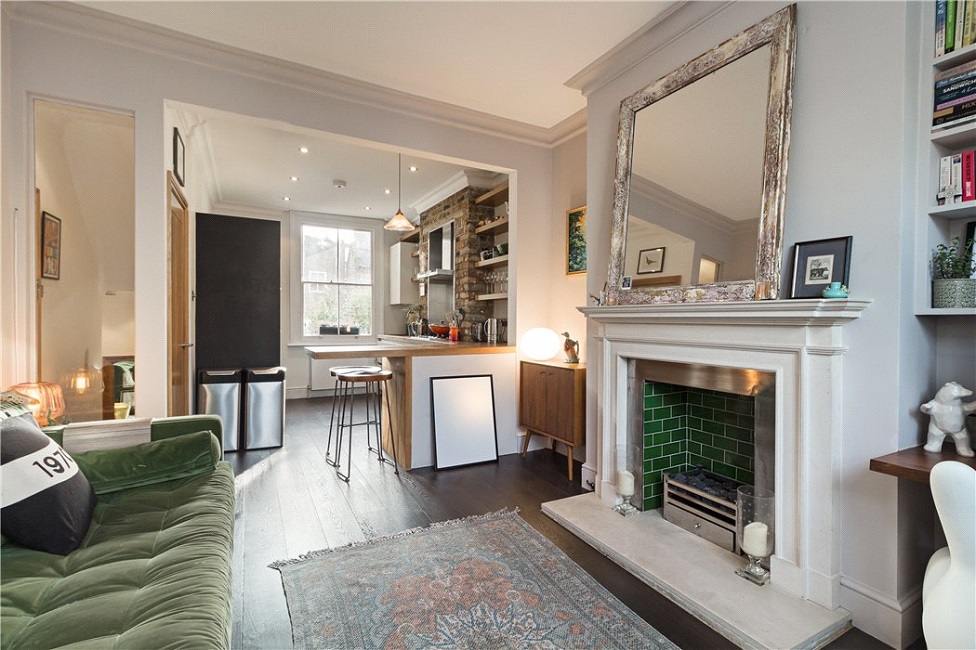 knightfrank's tweet photo. South Bank has become one of London’s most prominent districts. View the #bestproperties for sale in #SouthBank here: https://t.co/3mlfJob98e https://t.co/hj5Rd37y0q