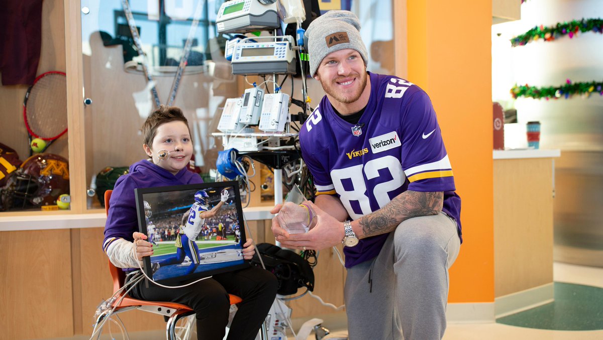 Vikings's tweet image. RT to support your Man of the Year, @KyleRudolph82! 

#WPMOYChallenge Rudolph