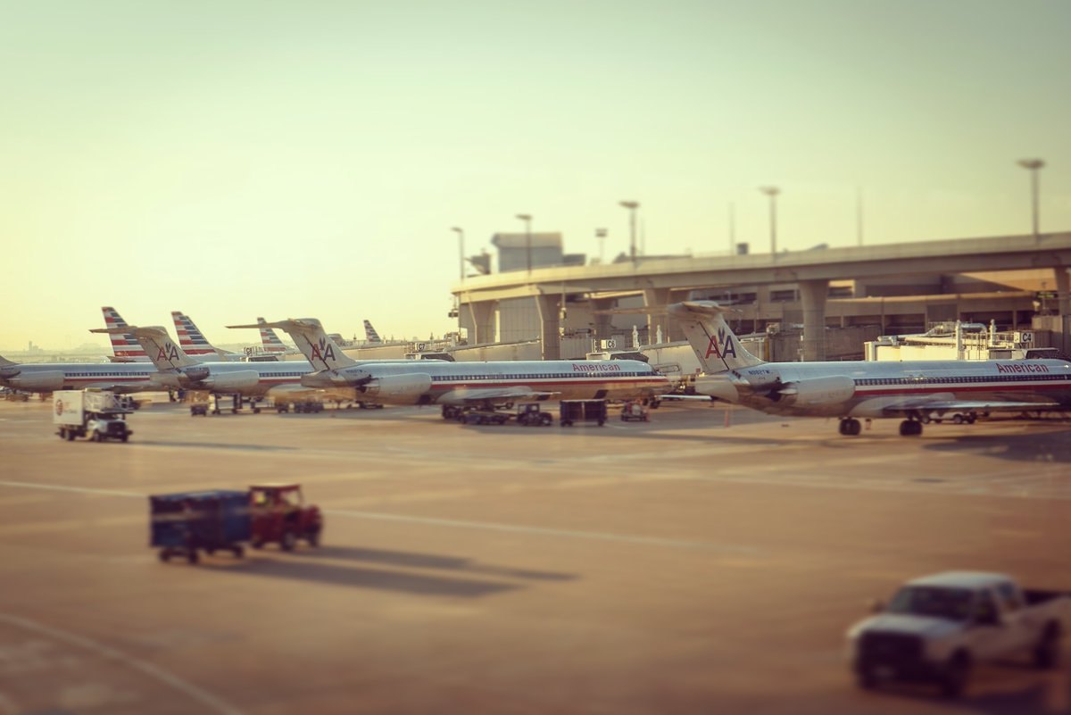 DamianDC7's tweet photo. More photos of the @AmericanAir #super80sendoff event last September, that took place at @DFWAirport .
#planespotting #planes #super80 #airplanes #dallas #dfw #md80 https://t.co/DzwFMdfnnw