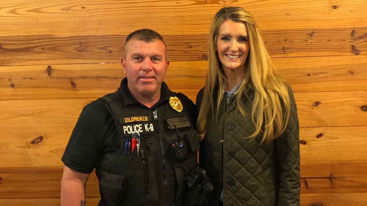KLoeffler's tweet photo. So appreciative of our men and women in law enforcement for working long hours - even during the holidays - to keep our families and communities safe. God Bless! #gapol https://t.co/Pc7R32BmdY