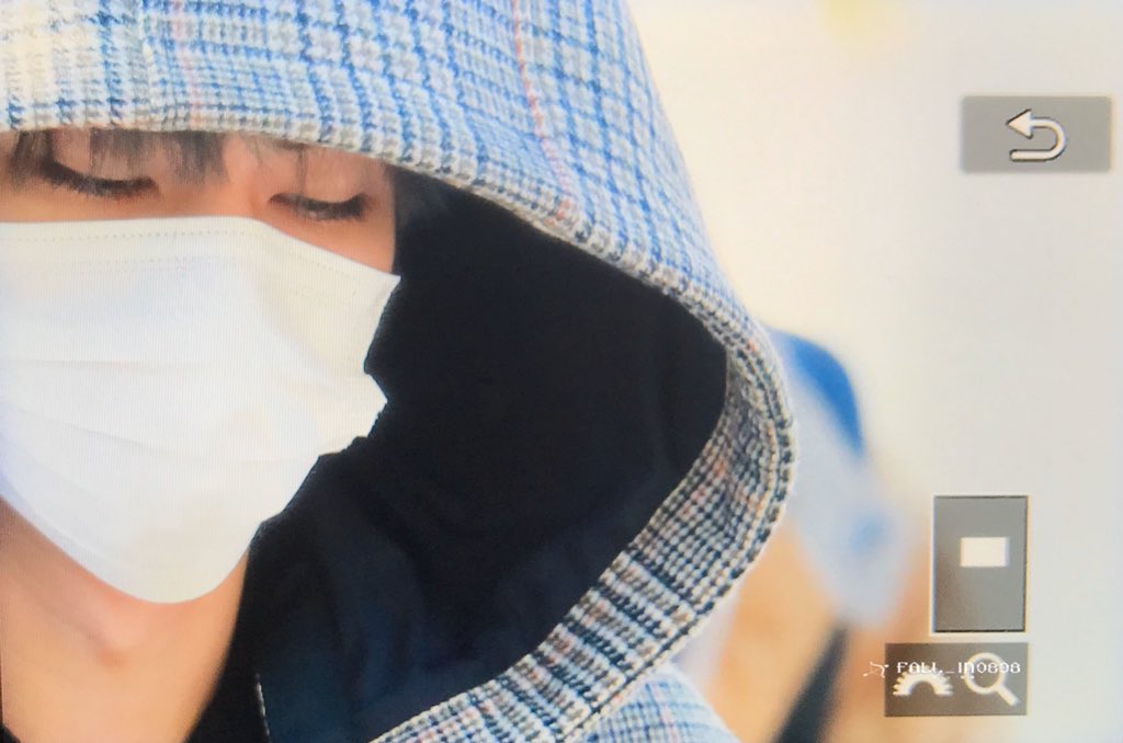FallIn0808's tweet photo. 191227 ICN
💚💚💚
#샤오쥔 #WayV  #肖俊 #XIAOJUN  #WayV_XIAOJUN https://t.co/PmQdIBxO9v