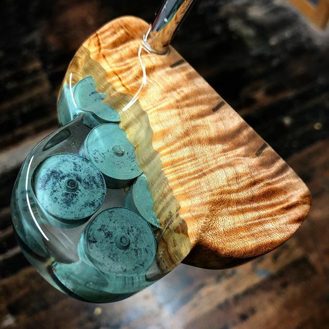 Dat quilt tho... what a gorgeous piece of wood. Quilted maple front with a water clear acrylic back, with painted weights, in the Argo shape. So sick.

I’ve got a few new starting blocks on the website! Design your own masterpiece by choosing the shape, … ift.tt/2PYSG8X