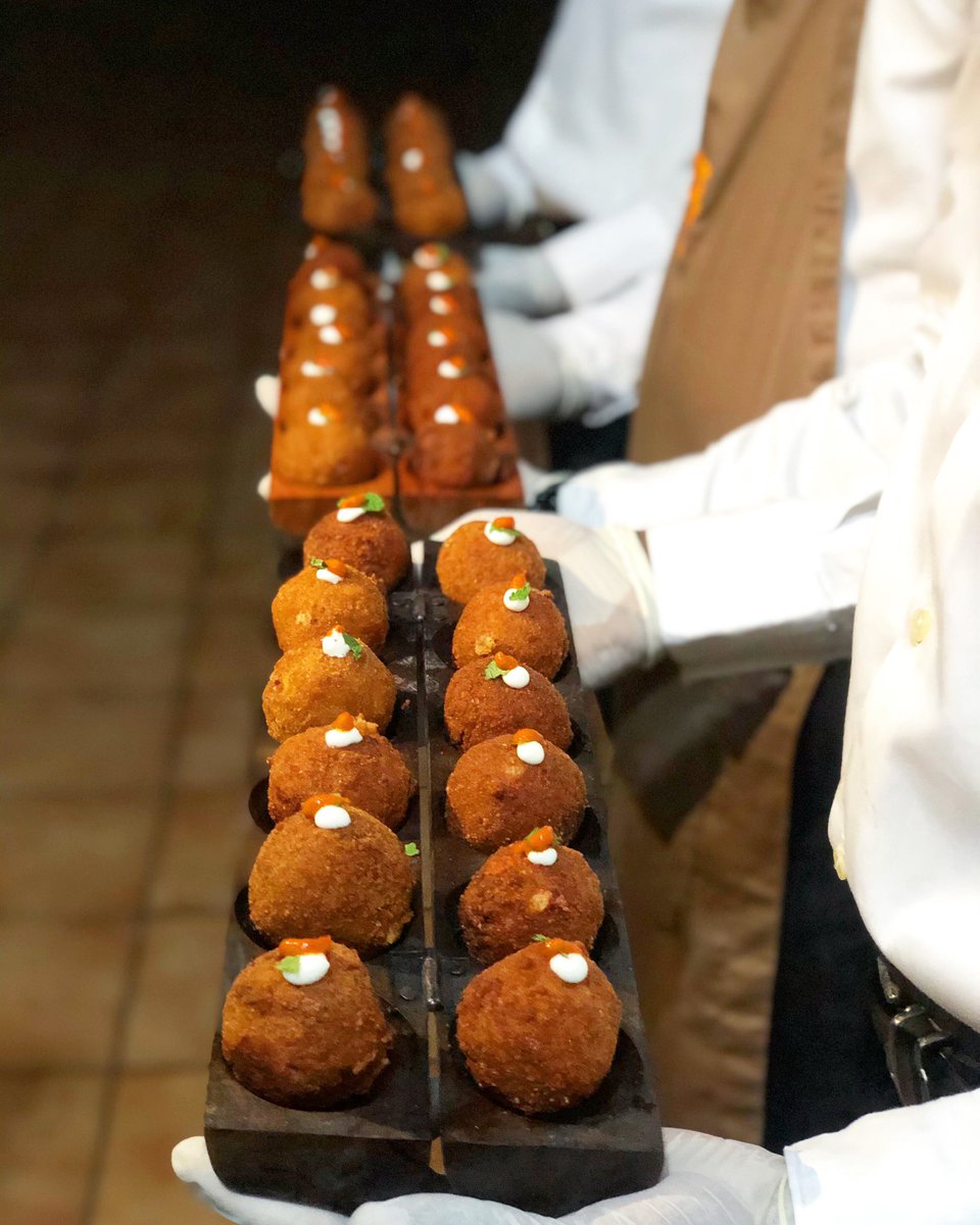 Anadwowaakye's tweet photo. We aim to serve you local cuisine but with a creative modern twist. 
Jollof balls, served in our local oware, garnished to perfection. @theblkgala 
_
We are ready for your bookings and tastings. 2020 will be great. https://t.co/VXjBprqBDt