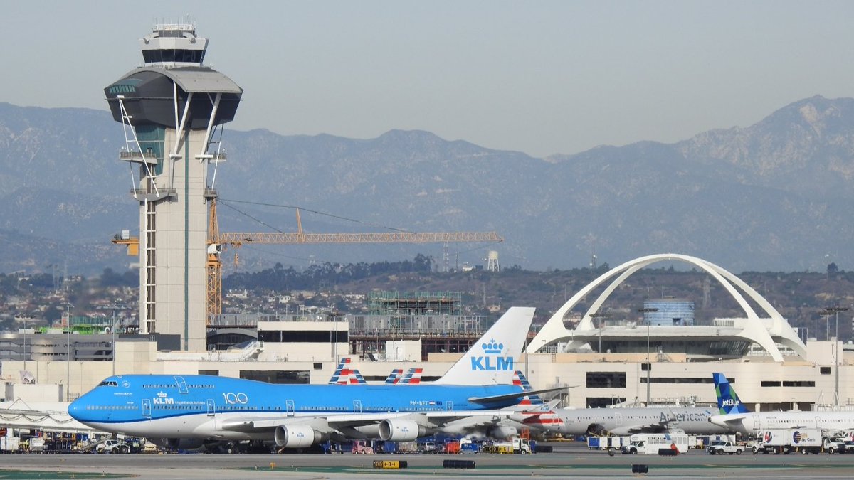 veryboeing's tweet photo. KLM #B747 -406(M) #PHBFT at LAX https://t.co/QX2eiWYULX