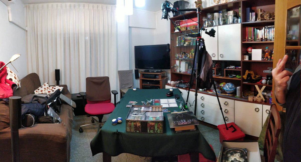jugarypintar's tweet photo. Hoy hemos grabado partida del Cthulhu: Death May Die publicado inicialmente por @CMONGames y por @Edge_Ent en español. Espero poder publicarlo mañana. #Cthulhu #Partidaca https://t.co/tVj6TwWBxa