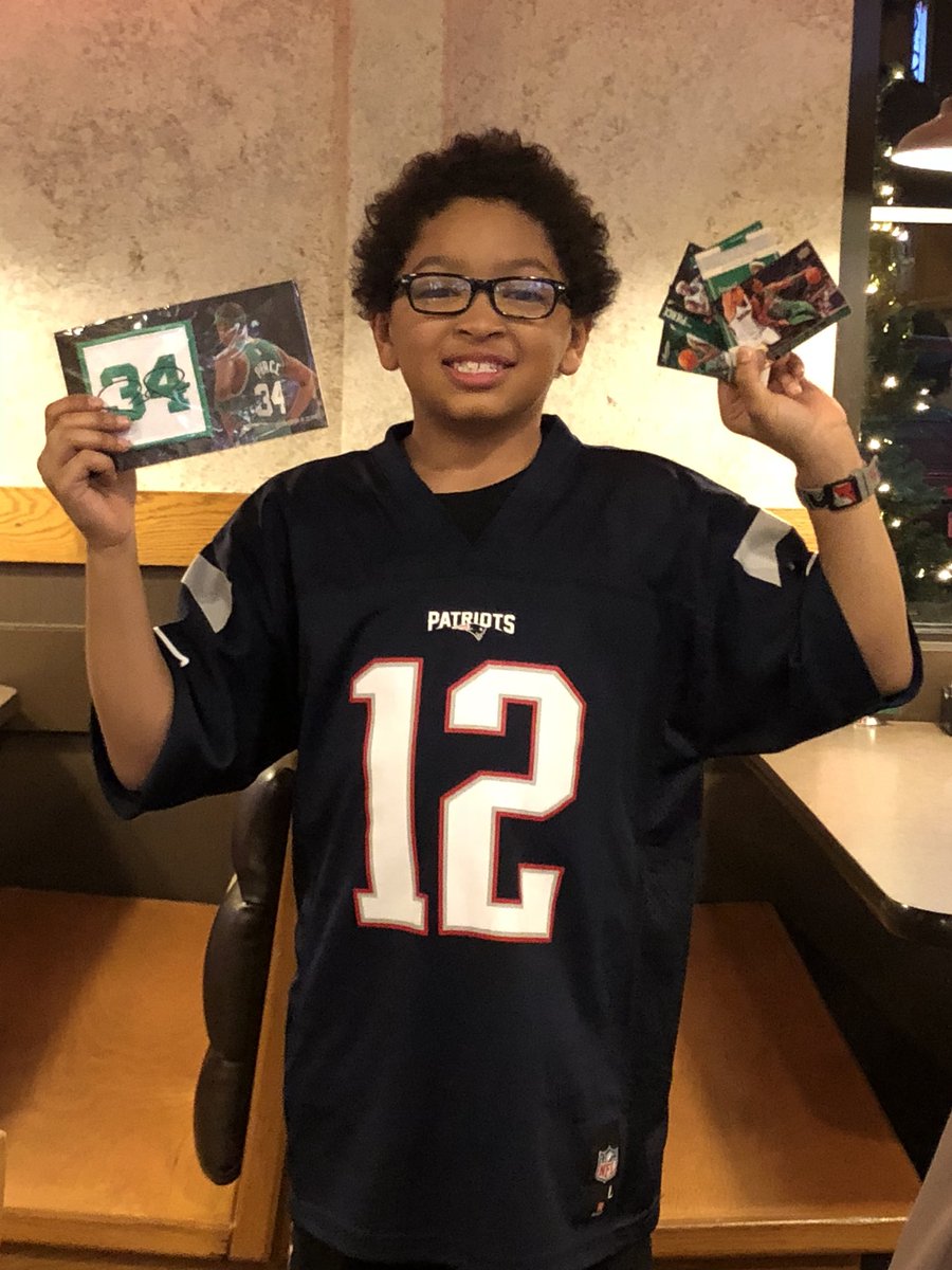 SwansonShari's tweet photo. This kid scored big this Christmas 🎄 He’s been wanting the @paulpierce34 retirement patch since he saw mine & a @TomBrady @Patriots jersey #GOATS #Truth34 #TB12 #BostonSportsHeroes #MerryChristmas https://t.co/JzIxIxdV23