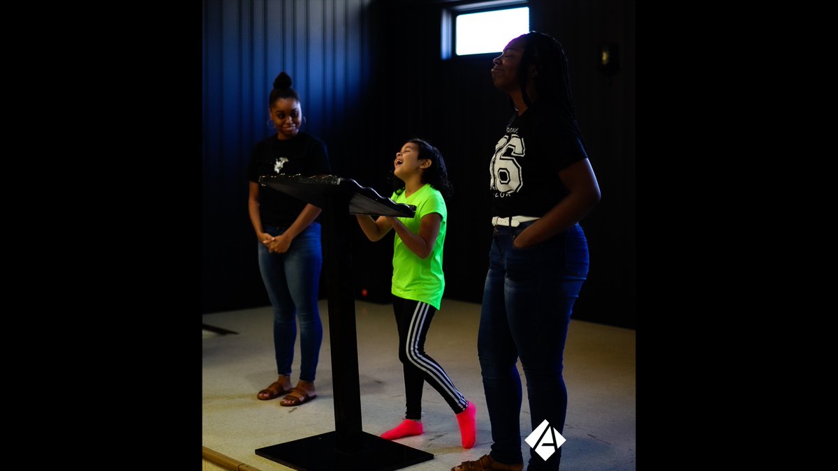 Authenticchurc1's tweet photo. We love to see your students pray. https://t.co/0B8jhSdwHo