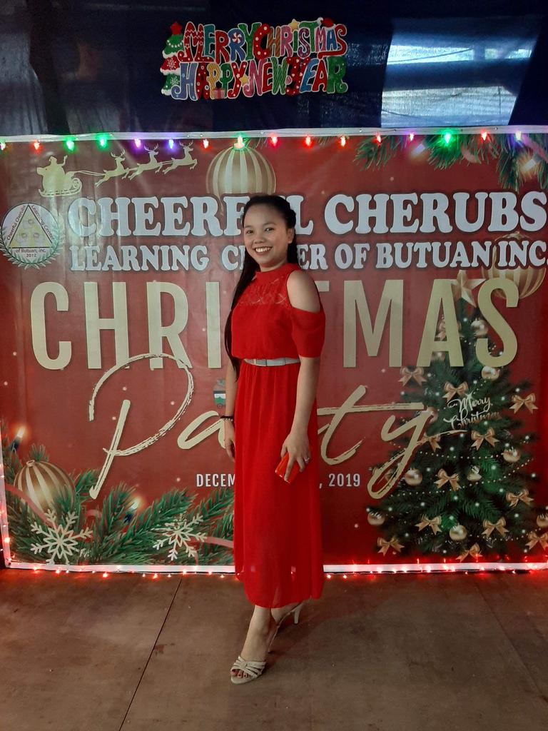 EscolParing's tweet image. MERRY CHRISTMAS EVERYONE 🎊💕💕