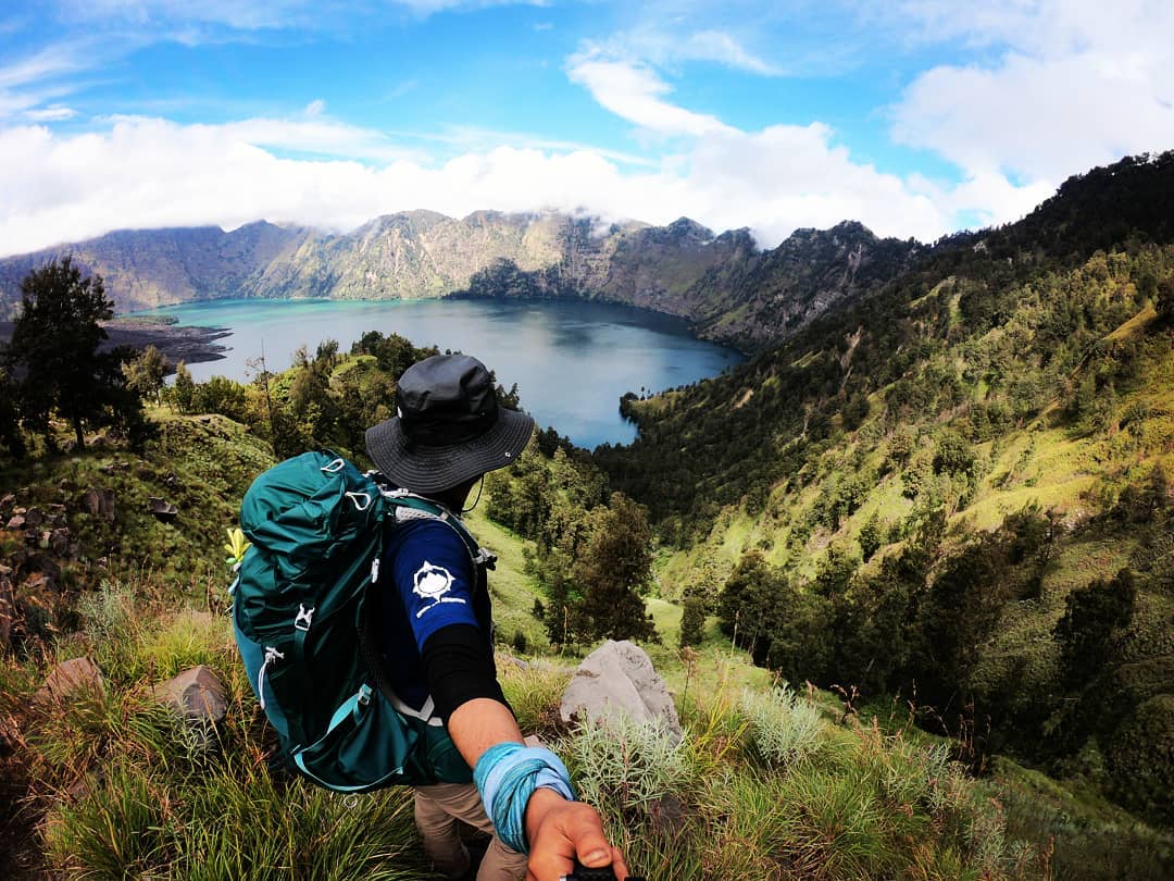 SharelIshak's tweet image. Go for an adventure and leave all those nonsense behind.

Salam Jumaat.

#kahfi