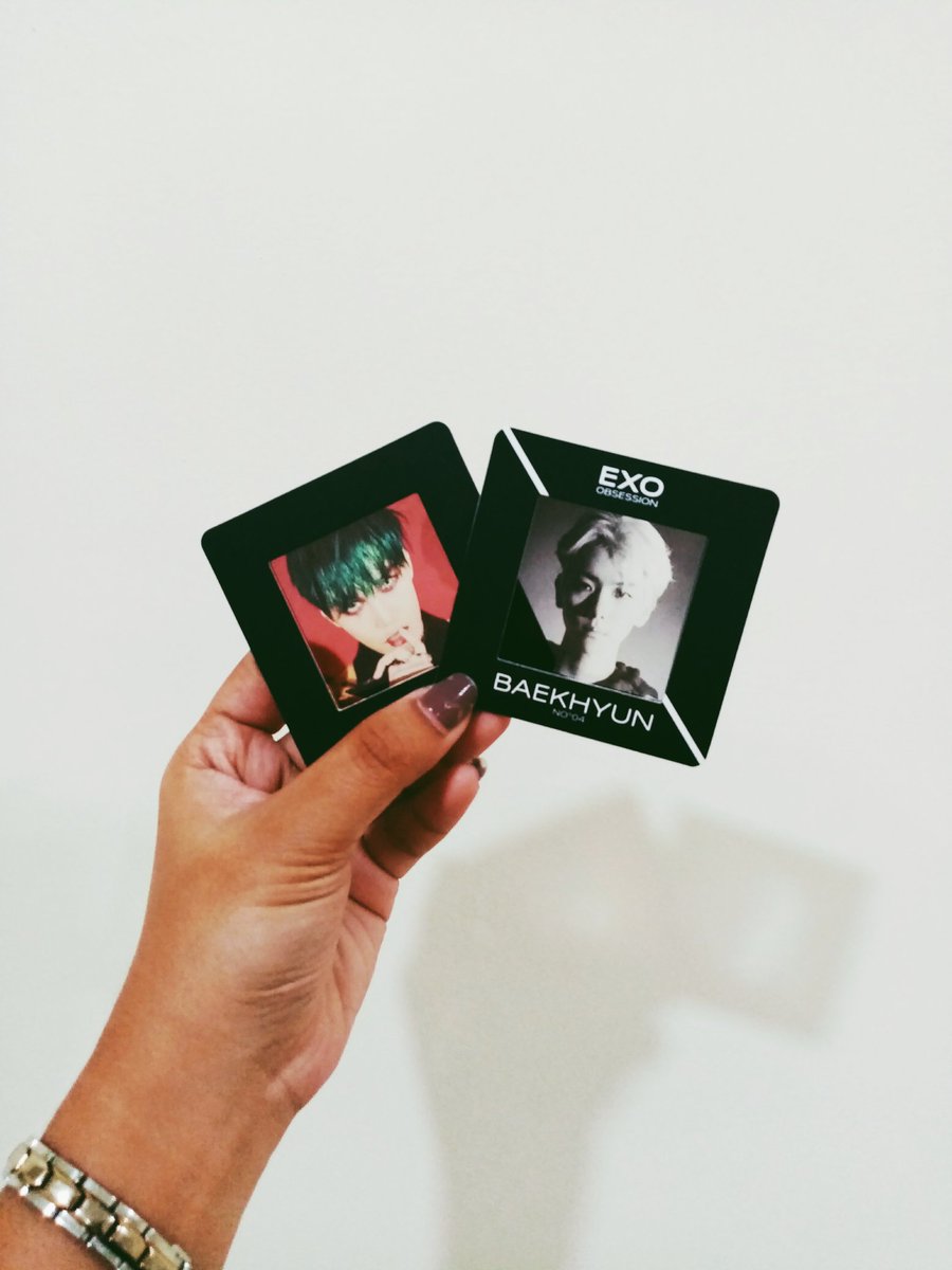 exoelle_1485's tweet photo. Nagwala talaga ako during unboxing ng 3 albums dahil nakuha ko ang mga gusto kong photocards, especially Jongdae's PCs😭 As always, maraming salamat @thestarshopPH for these. Quotang-quota kami ni @unnieee_ pati sa freebies mo❤

#TSSFeedbacks #EXO @weareoneEXO @exoonearewe https://t.co/9Yz06yjkcg