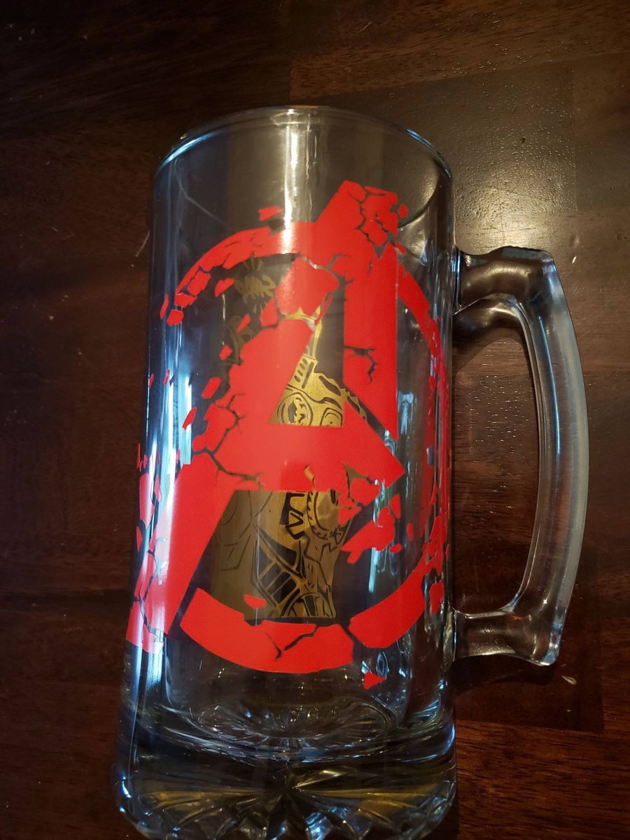 SBCustomCrafty's tweet photo. Thanks for the great review Emily P. ★★★★★! https://t.co/ytr08qS3SI #etsy #housewares #customdrinkware #beermug #superhero #thanos #snap #custombeermug #gift #fan https://t.co/R6kSHk6Z5u