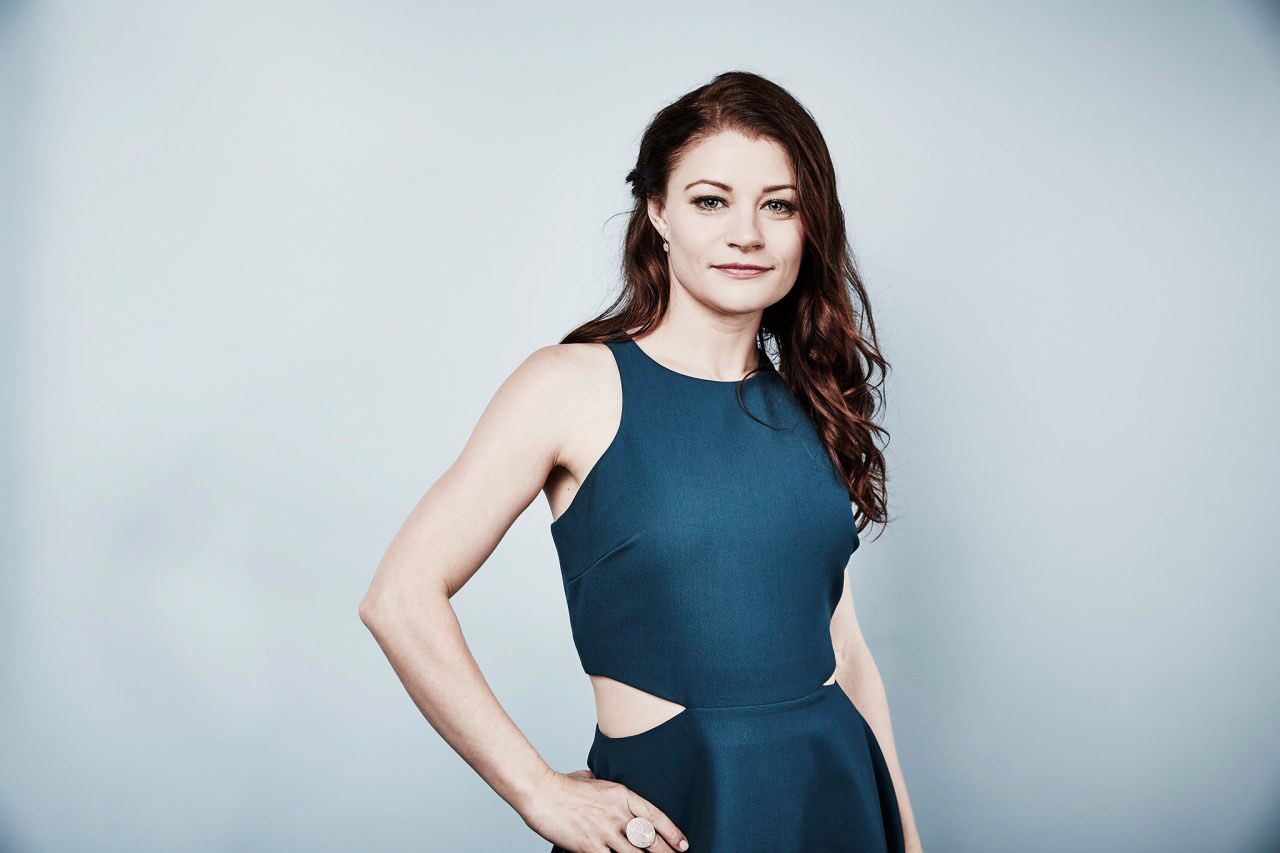 海外セレブの誕生日 12月27日 Happy Birthday Emilie エミリー デ レイヴィン Emiliederavin 1981年生まれの38歳 代表作 リメンバー ミー の アリー クレイグ役 ワンス アポン ア タイム の ベル レイシー役 Lost の