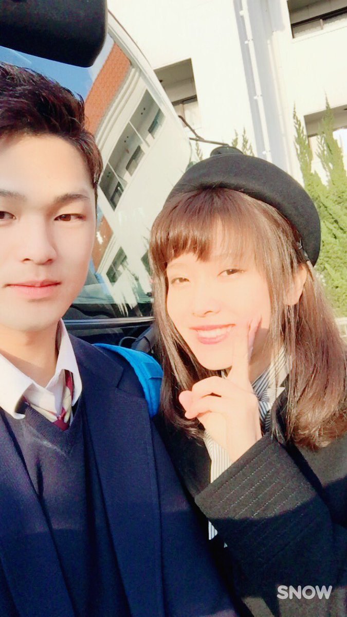 える イケメン男子高校生さん 修学旅行の若いバスガイドさんを墜としてしまう