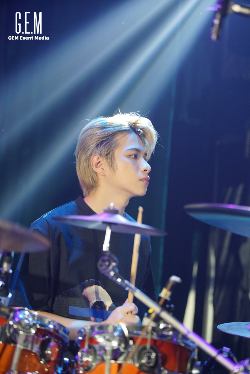 GEMEventMedia's tweet photo. TEMPT IN HCMC - PLAN

#คนของแปลน 
#PlanRathavit
#TemptFMinHCM https://t.co/vVhPeriNhj