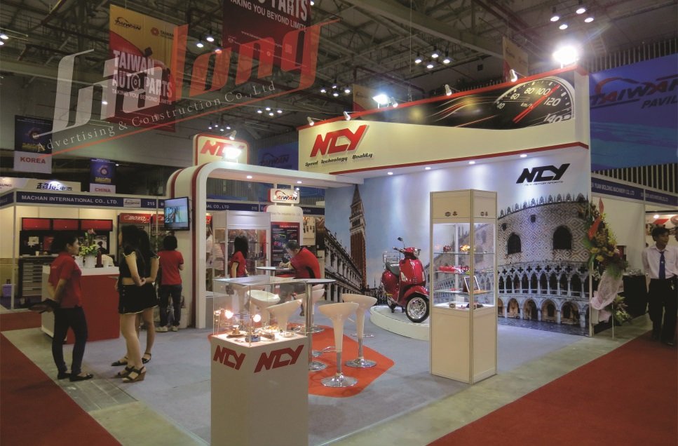 BoothContractor's tweet image. AUTOTECH Fair is the largest International Exhibition of Automobile – Motorbike – Electric Bicycle and Ancillary Industry in Vietnam. 
#exhibitionstand #exhibitionbooth  #exhibitiondesign #vietnamexhibition #gialongadv 
These are our booths at one of Autotech EXPO: