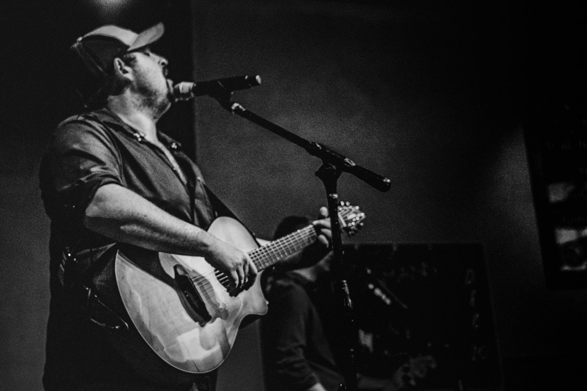 Guerrilla Graphics tweet media