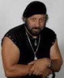 Dis vandag al 4 jaar later, maar sy musiek sal nooit sterf nie.