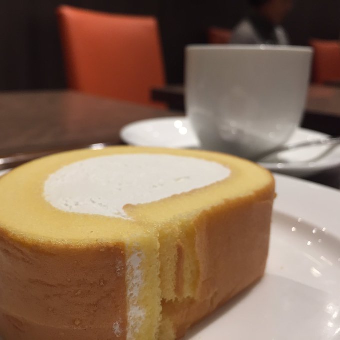 セルフ珈琲で安らぎのひととき ふわふわロールケーキが美味しいファゼンタ おいでよ名古屋の食べ歩きログ