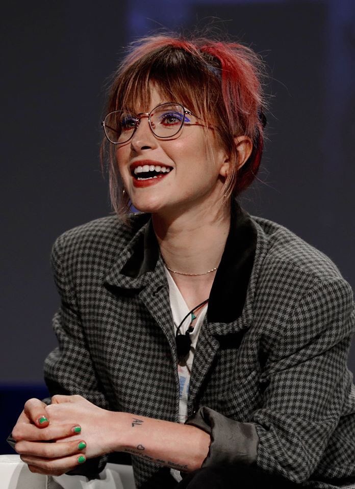 Happy 31st birthday Hayley Williams,
the most wonderful human on earth. 