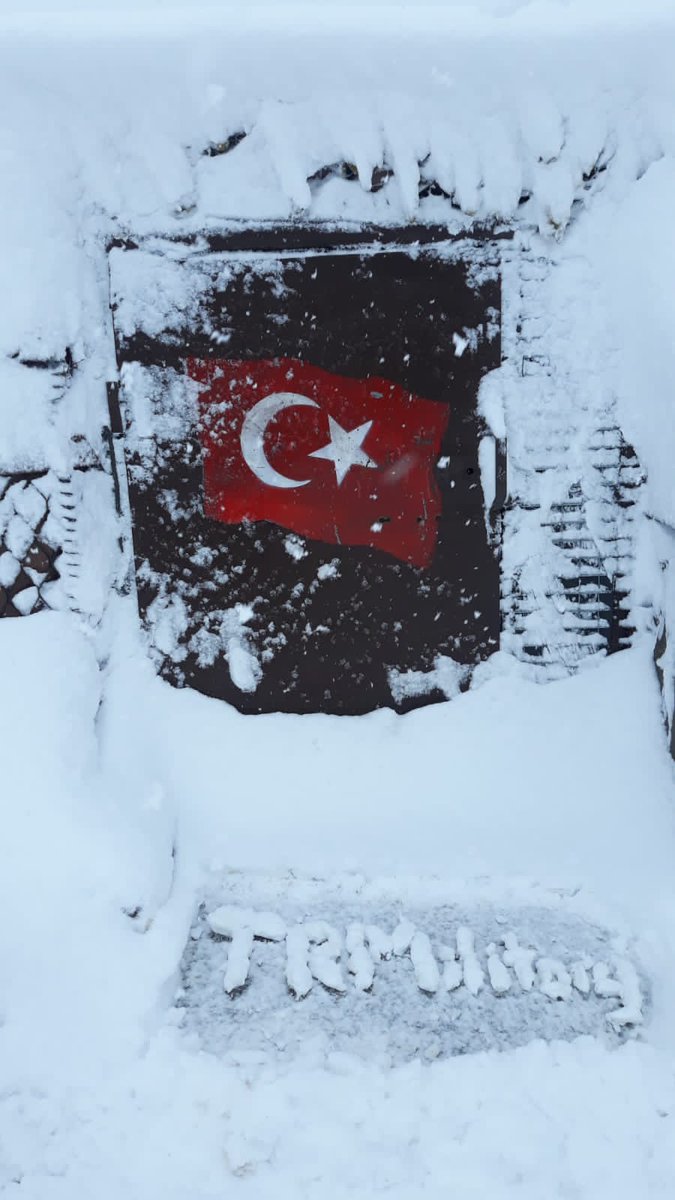 Zorlu şartlar altında vatani görevini yapan tüm mehmetçiklere selam olsun