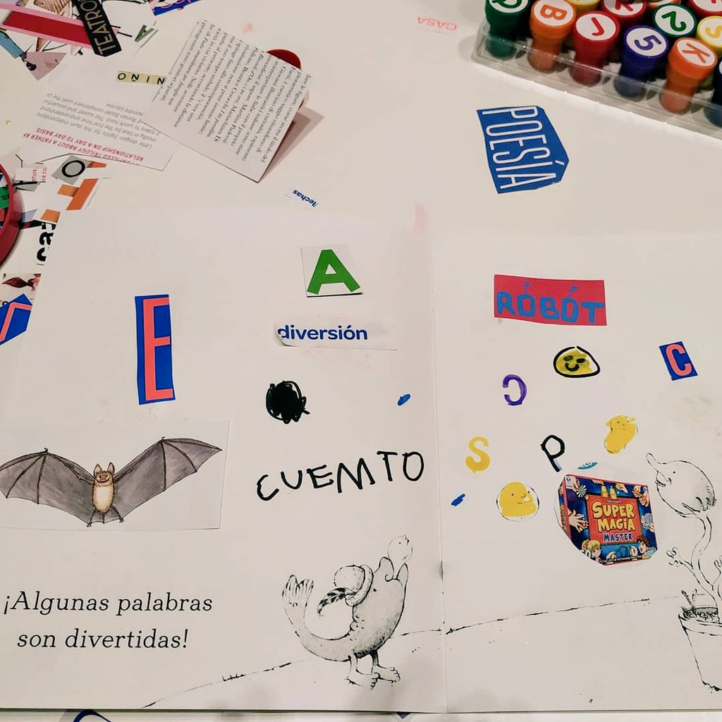 En el taller de ¡Qué libro más tonto! de @sergioruzzier en el <a href="/salonlijmadrid/">Salón del Libro Infantil y Juvenil</a> nos lo pasamos muy bien creando libros ❤️