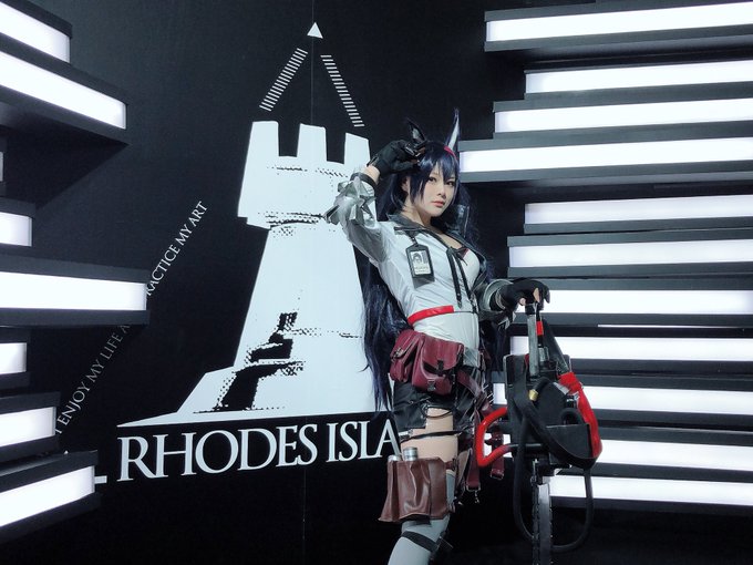 Twitterのコスプレ画像3