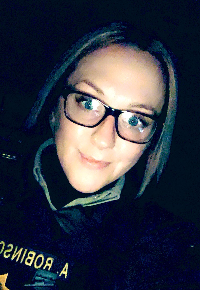 ashleyjayne7's tweet photo. Lasik in the morning means glasses tonight. No contacts for 3 days prior to remind me how much I hate my glasses and how much I need this procedure! π€£ #nerdgoggles #byebyeglasses #lasik https://t.co/AtnPwpIsGP