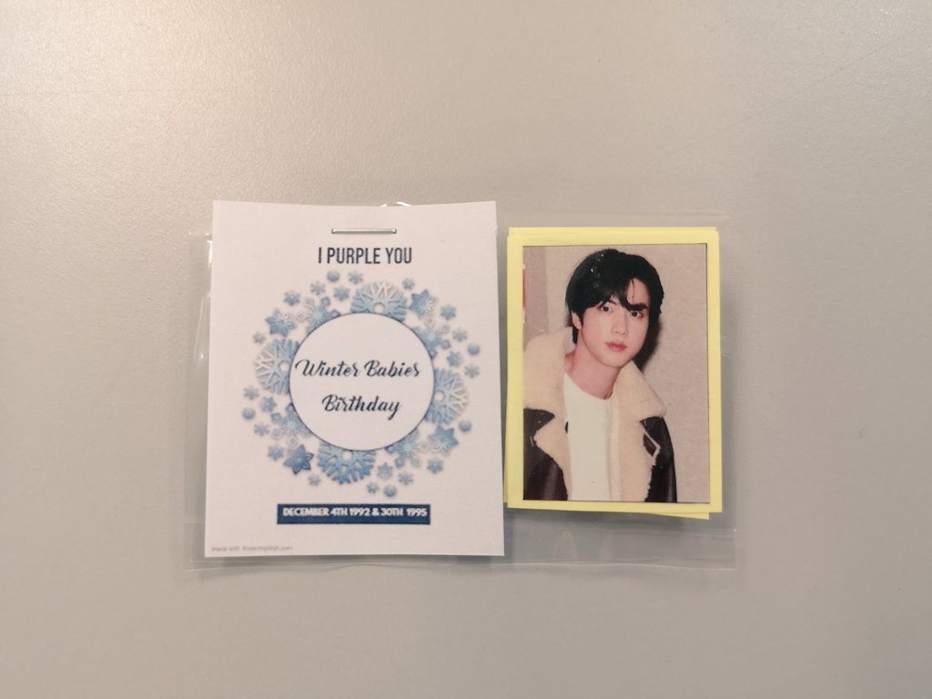 _hyeitsmetika's tweet photo. Hi Loves๐
I & @wahida_liana will be giving out these freebies on 28th & 29th dec
How to get em
๐ look for us at d events
๐ just say Hi
#WinterNightinKL
#Aphrodite_Series
#justforyouhappybirthdaytaehyung
#vantefluent
#lustrousparadise
#Vstrawberryyard_inKL
#GLOBALTAECAFE_KL https://t.co/Uq6KPU5Spq