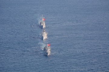 View image on Twitter