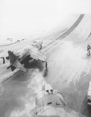 HarrierPres's tweet photo. Harrier GR.3 rolling down the deck of Hermes , 1982 #Harrier #Falklands https://t.co/8b4uIXTrZh