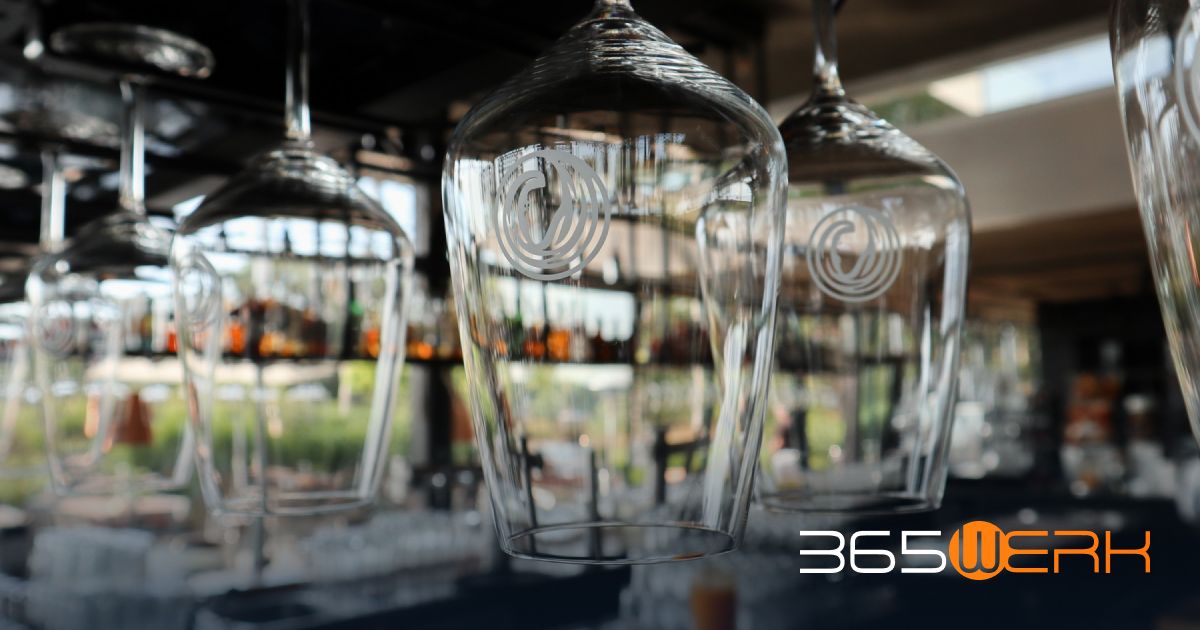 Wij zijn op zoek naar de Sushi Chef (in wording) die vol passie maki, temaki, futomaki en nigiri klaarmaakt! Ga dan aan de slag bij Paviljoen van de Dame, een mooie werkgever op een prachtige locatie.
#vacature #sushi #werkzoalsjijhetwilt #jijbenteenbaas
buff.ly/2EuiIut