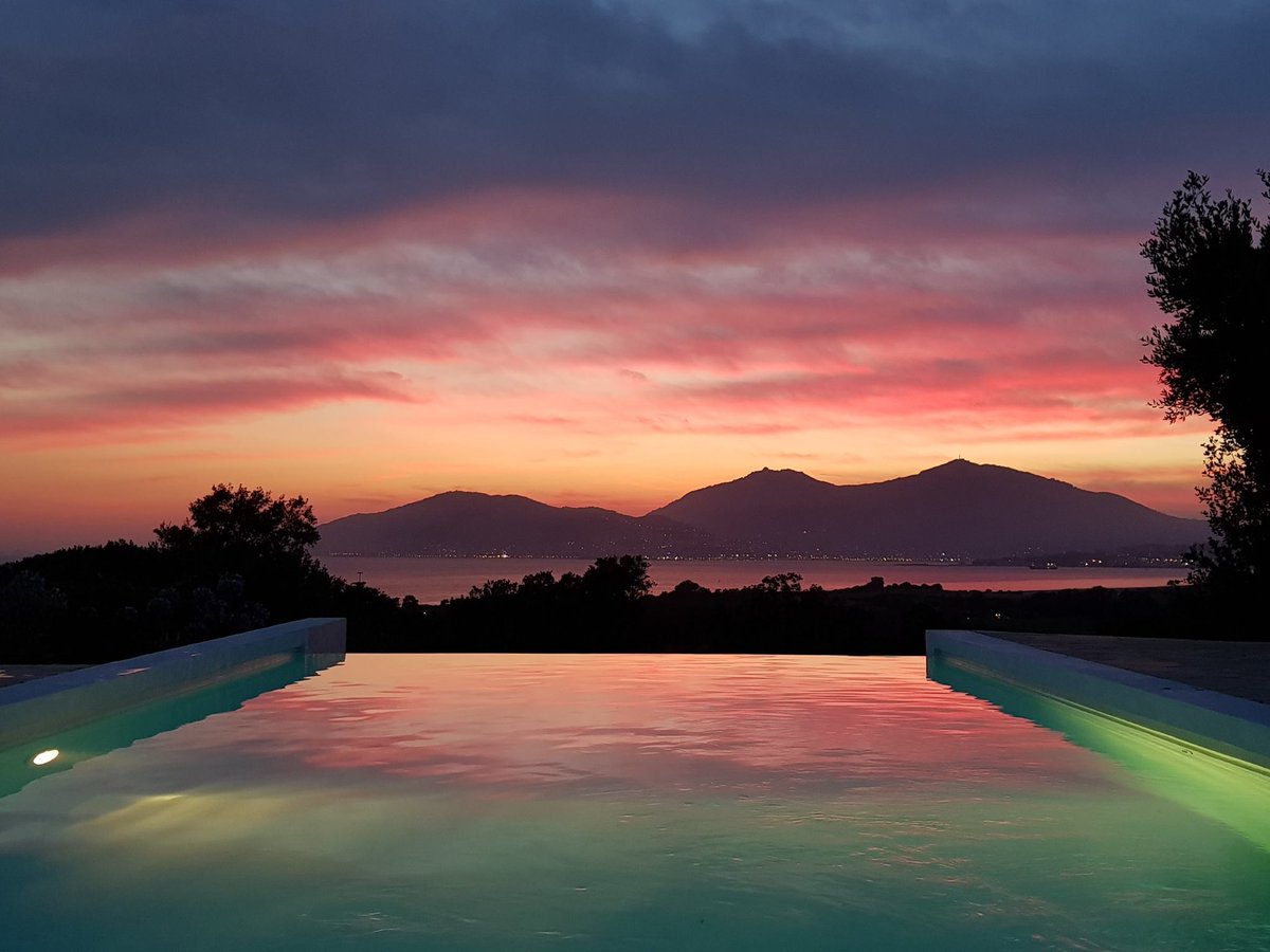 Piscines Magiline tweet media