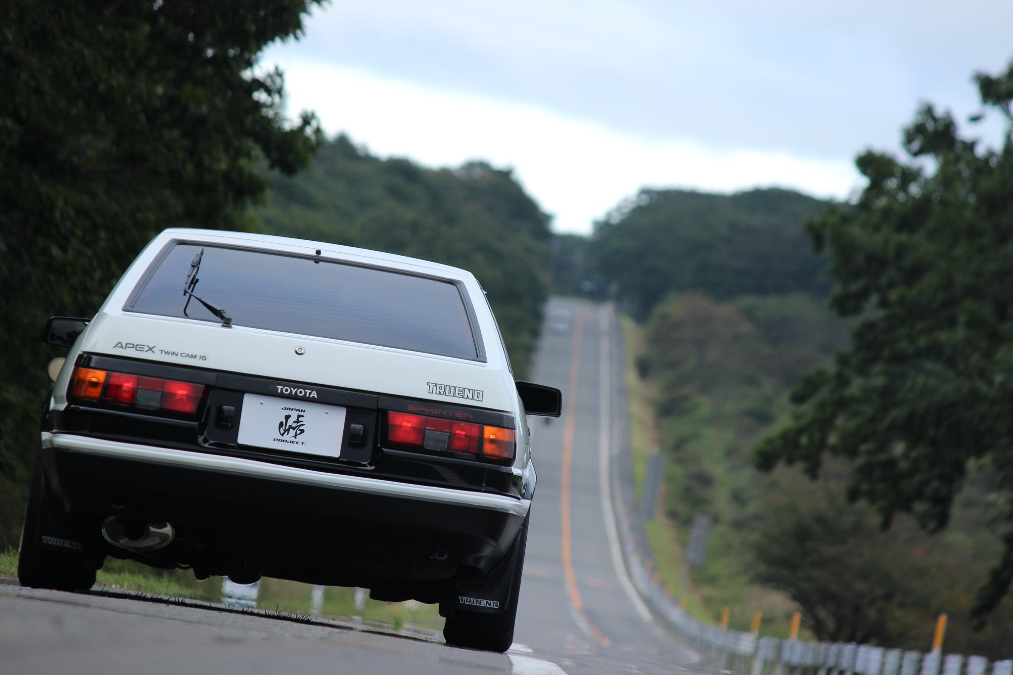 Keroyoso Ae86 愛車のお尻かっこいい かっこいいなんて言葉じゃ足りない T Co Ursnpurohq Twitter