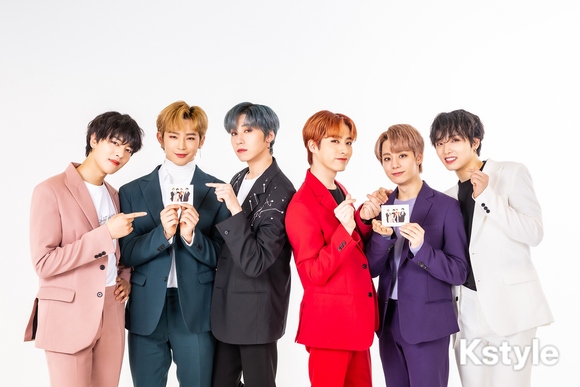 Kstyle_news's tweet photo. 【プレゼント】#ONEUS 直筆サイン入りポラを2名様に！

・@Kstyle_newsをフォロー＆このツイートをRTで応募完了
・応募〆切は12/30（月）11:00まで

インタビューはこちら▼
https://t.co/9PDj7ooGPD #ワンアス #ワナス https://t.co/6jb69NxANc