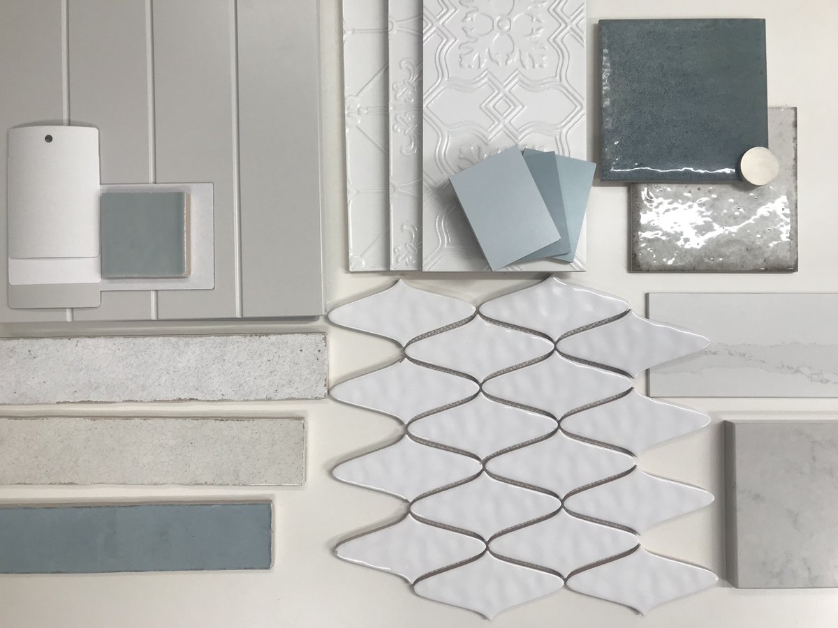 Shades of blue for this mood board. Another #flatlayfriday to inspire you on your next big project!

#whitepebbleinteriors
#yourforeverhome
#interiordesigner
#interiordesignerinmelbourne
#fridayflatlay