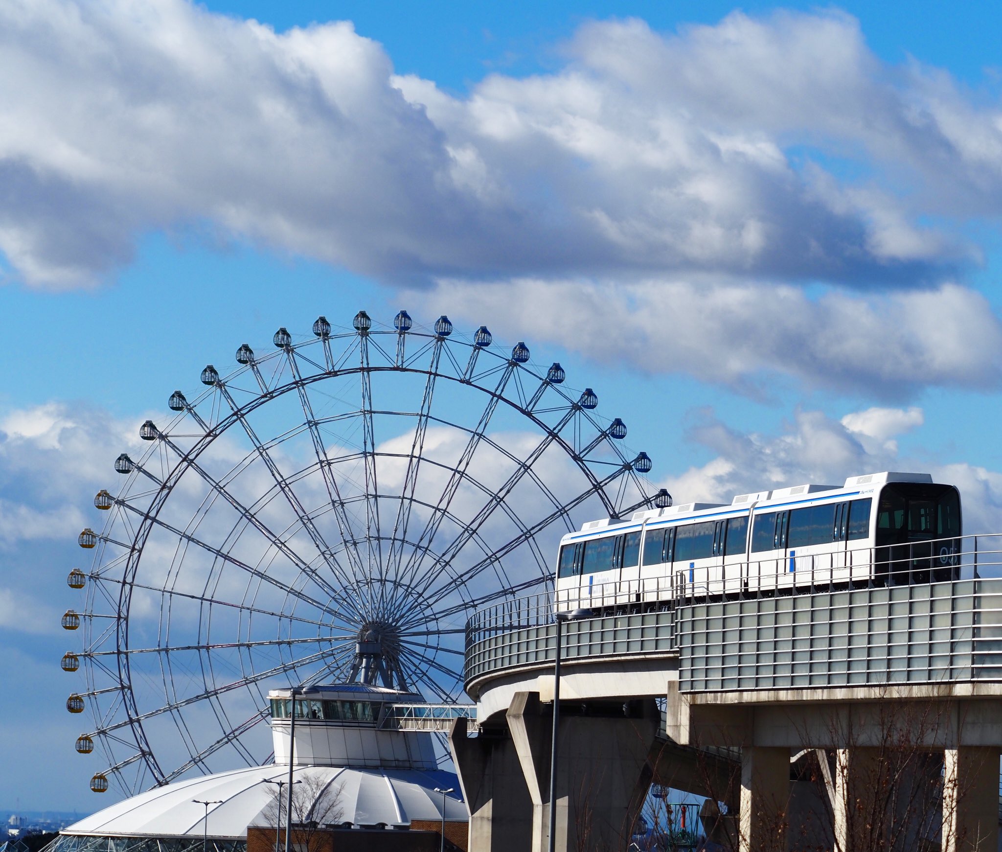 Yumi リニモ モリコロパークで リニモ 磁気浮上式鉄道 を 撮りました モリコロパーク 写真好きな人と繋がりたい 写真撮ってる人と繋がりたい ファインダー越しの私の世界 リニモ 磁気浮上式鉄道 Olympus T Co J10q05r7vy Twitter