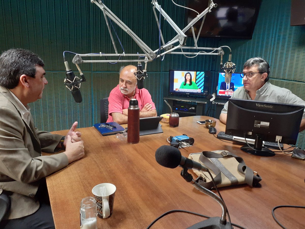 Ahora 👉 #laentrevistacentral con el director nacional de la policía Mario Layera 🎙por <a href="/Oriental770/">Radio Oriental 770</a> 📻