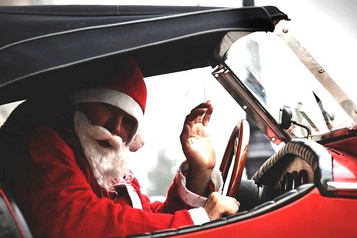 During the #NewYear holidays, 1-8 January, parking in #Moscow will be free of charge.🆓🚘
So go ahead; leave your car in any #parking zone on any street in the #city centre without worry!👌
Happy Holidays!🎄✨
bit.ly/2ZswW8E