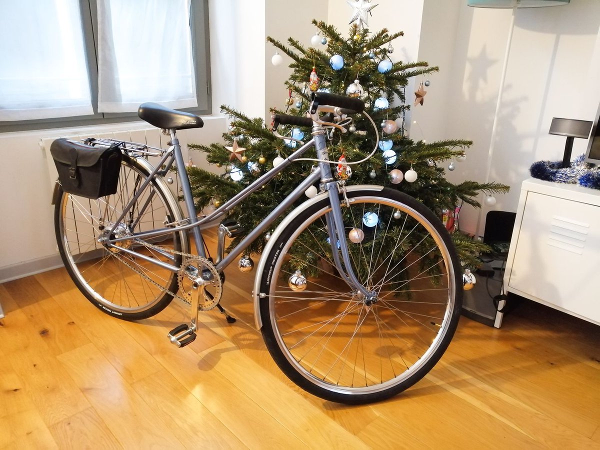 KitVelo's tweet photo. 🎅🎄🎉🎊🎁🎀🍾🥂🎄🤶
.
.
#velokit #veloelectrique #startup https://t.co/0ACvUz5Ma8