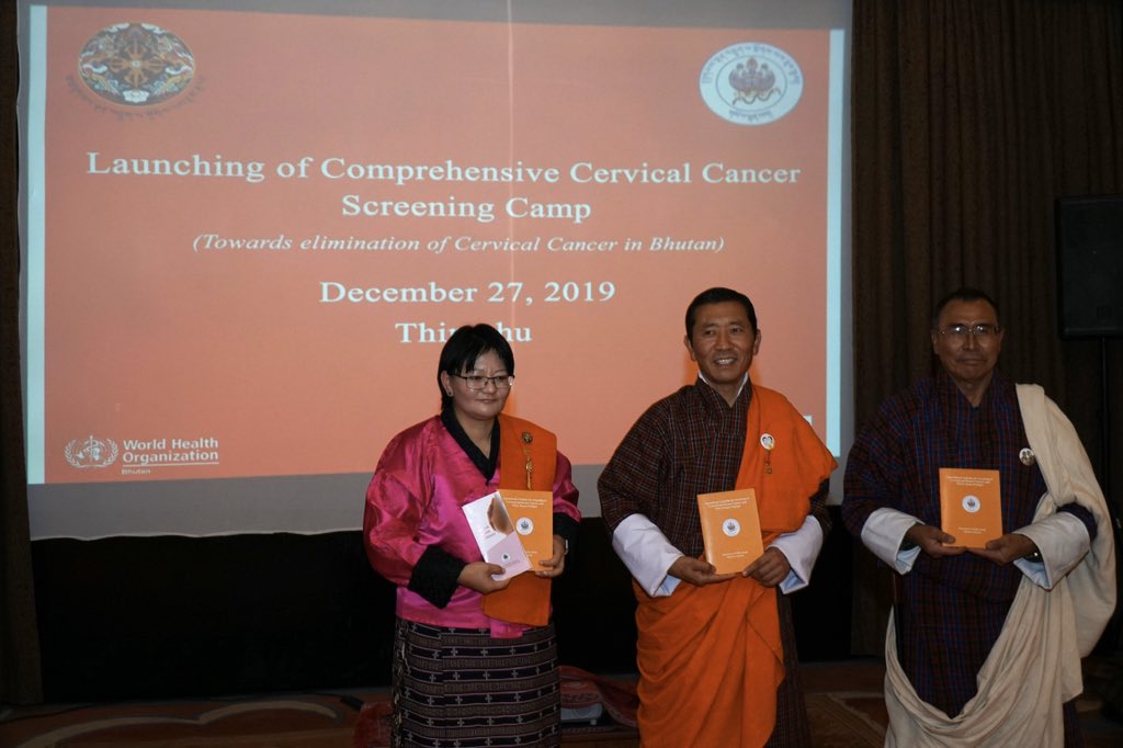 DechenwangmoM's tweet photo. #My commitment to bhutanese women  and girls to eliminate cervical cancer. Bhutan is the first country in the region to lead this vision forward. Let us come together to save our women and girls from premature death. Thank you 🙏🏻 @PMBhutan @Atayeshe @WHOSEARO @unfpa_bhutan https://t.co/mqMHpwSKet