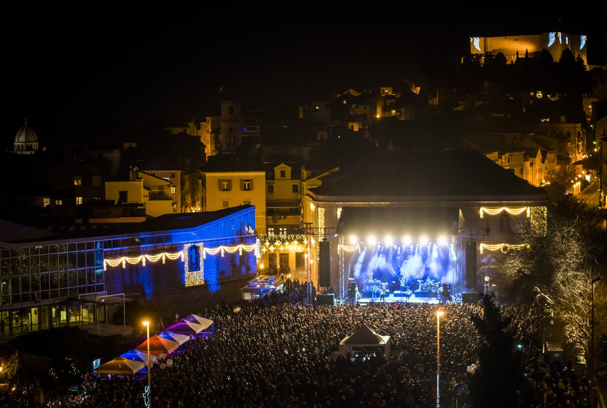SibenikTB's tweet photo. Ah ah ah I'm gonna get myself connected 😎
R u ready? #NewYearsEve in #Šibenik - @Croatia_hr
#3Stages #NovaUŠibeniku #JedanGradTRIbine
Stage1 - #StereoMC & #Sassja
Stage2 - #NenoBelan & #Cubismo
Stage3 - #KristijanMolnar
🎇🎅 https://t.co/tGxzueVwnp