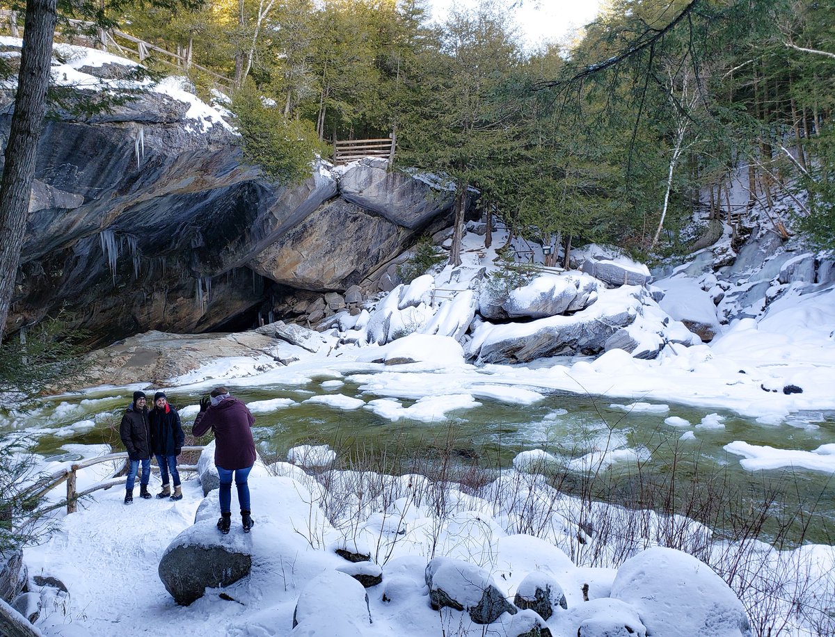 Stonebridgecave's tweet photo. Not a lot of snow on the trails, but they sure are pretty! Winter Weekends, open Fri/Sat/Sun 10am-4pm. #adirondacks #naturalstonebridgeandcaves #adk #hiking #snowshoeing #chesterchallenge #pottersville https://t.co/86G7sg0fIx