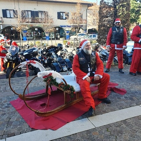 LemcMedia's tweet photo. Santa Claus on a motorcycle by punishers mc ITALY
Back to Italy...  here is what out international Vice President has to say... https://t.co/9G9J5iRX4Q