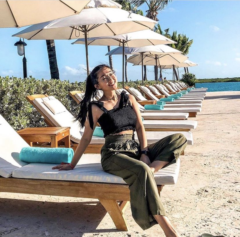 ✨An ocean breeze puts the mind at ease🏖 #bluehaventci #boutiqueallinclusive #privatebeach #guestphotos 📸: @jelly.a.zhen (Thank you💙) #turksandcaicoscollection