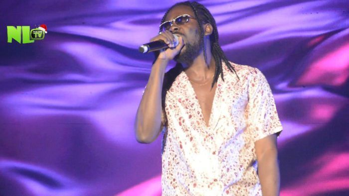 talatee01's tweet photo. Adekunle Gold Goes Spiritual At Kizz Daniel Live In Concert (WATCH VIDEO) https://t.co/iwaQWUn9b8 https://t.co/oLsoQ1ncf4